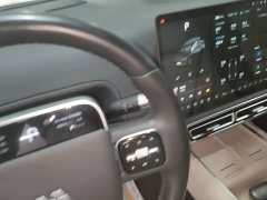Li Auto L9 Ultra - ფოტო 13
