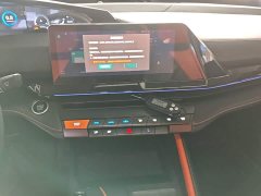 Changan UNI-V 2022 1.5T Deluxe - ფოტო 12