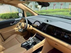 Voyah Dream PHEV Extended Range Luxury Edition - ფოტო 3