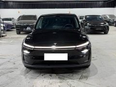 Tesla Model Y Rear-Wheel Drive - ფოტო 2