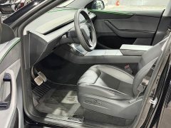 Tesla Model Y Rear-Wheel Drive - ფოტო 7