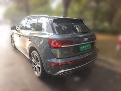 Audi Q5L 45T Luxury Dynamic - ფოტო 4