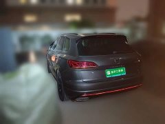 Volkswagen Touareg 3.0TSI Sharp Enjoyment Edition Jet Black Sport Package - ფოტო 4