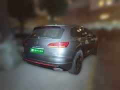 Volkswagen Touareg 3.0TSI Sharp Enjoyment Edition Jet Black Sport Package - ფოტო 6