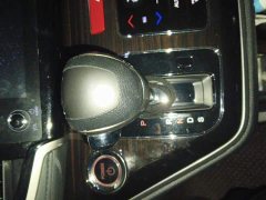 Honda Odyssey 2.0L Sharp Premium Edition - ფოტო 10