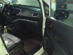 Honda Odyssey 2.0L Sharp Premium Edition - ფოტო 19