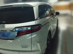 Honda Odyssey 2.0L Sharp Premium Edition - ფოტო 4