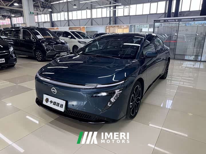 Nissan N7 510 Max - ავტომობილი ჩინეთიდან