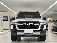 Toyota Land Cruiser (Imported) 2022 GR Sport Japan Version - ფოტო 2