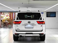 Toyota Land Cruiser (Imported) 2022 GR Sport Japan Version - ფოტო 6