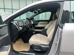 Volvo XC70 Plug-in Hybrid 2026 Two-Wheel Drive Long Range Core - ფოტო 8