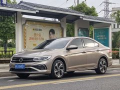 Volkswagen Bora 300TSI DSG Respect Edition - ფოტო 1
