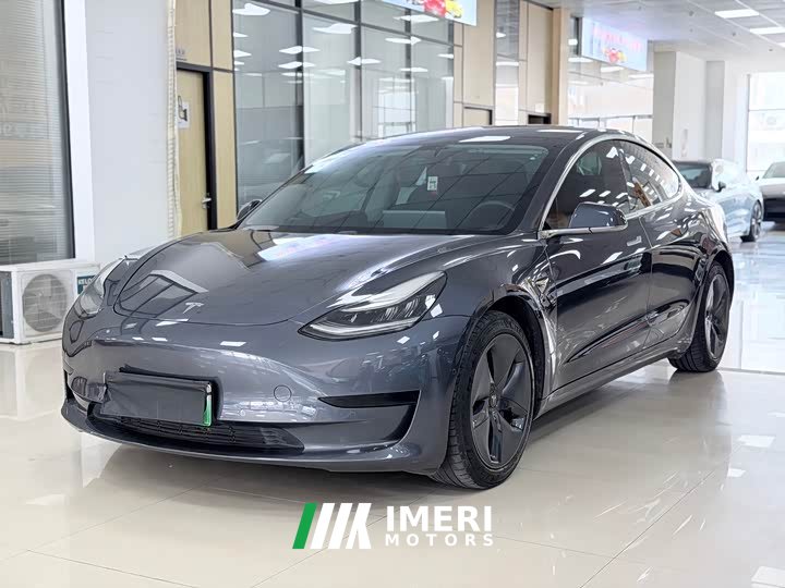 Tesla Model 3 Long Range Rear-Wheel Drive