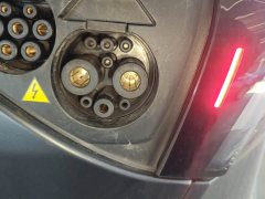 Tesla Model Y Rear-Wheel Drive - ფოტო 14