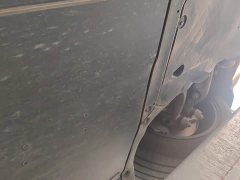 Tesla Model Y Rear-Wheel Drive - ფოტო 16