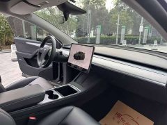 Tesla Model Y Long Range All-Wheel Drive - ფოტო 5