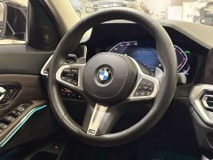 BMW 3 Series 325Li M Sport Night Edition Package - ფოტო 11