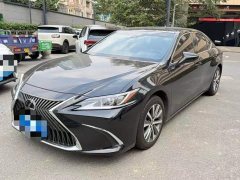 Lexus ES 200 Premium Edition - ფოტო 1