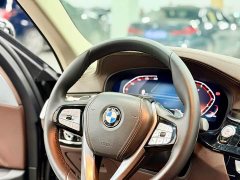 BMW 5 Series 530Li Luxury M Sport Package - ფოტო 4
