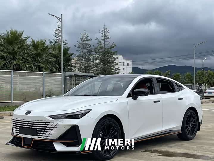 Changan UNI-V 1.5T Sport Edition