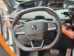 Changan UNI-V 1.5T Sport Edition - ფოტო 4
