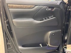 Toyota Alphard Hybrid 2.5L Premium Edition - ფოტო 12