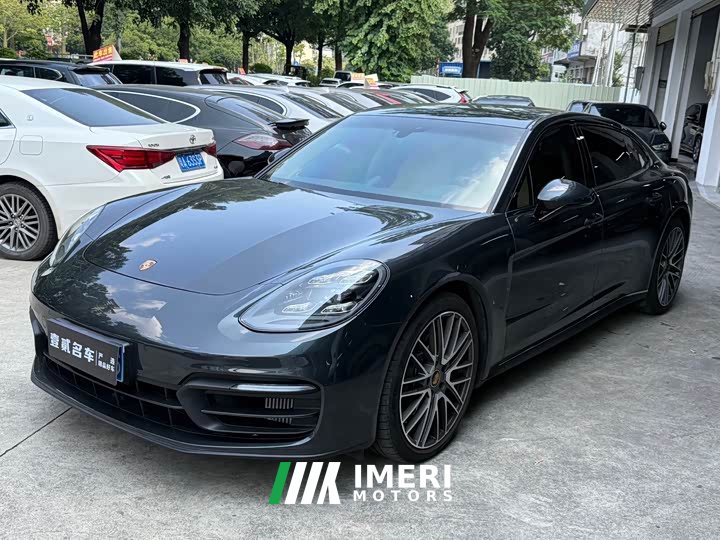 Porsche Panamera 4 Executive Extended Wheelbase 2.9T