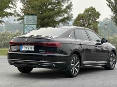 Volkswagen Passat 380TSI Luxury - ფოტო 9