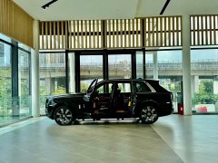 Rolls-Royce Cullinan 2024 Four-Seat Edition - ფოტო 3