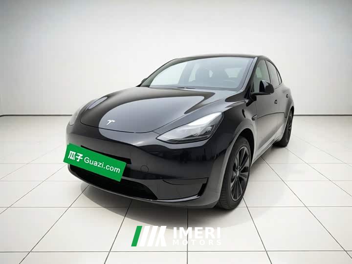 Tesla Model Y Rear-Wheel Drive