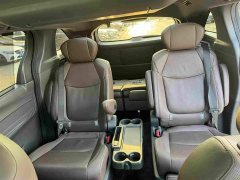 Toyota Sienna 2021 2.5L Hybrid Platinum Edition - ფოტო 8