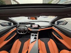 Changan UNI-V 1.5T Sport Edition - ფოტო 9