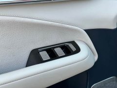 Zeekr 009 Six-Seat Executive AWD 108kWh - photo 9