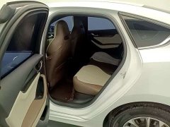 BYD Qin PLUS 2024 Glory Edition DM-i 55KM Leading - ფოტო 12