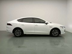 BYD Qin PLUS 2024 Glory Edition DM-i 55KM Leading - ფოტო 8