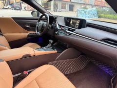 Lexus ES 200 Premium Edition - ფოტო 10