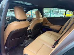 Lexus ES 200 Premium Edition - ფოტო 13