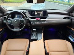 Lexus ES 200 Premium Edition - ფოტო 8