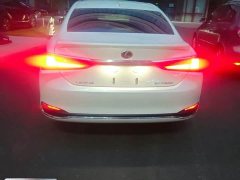 Lexus ES 2022 300h Premium Edition - ფოტო 4