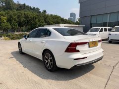 Volvo S60 B4 Smart Luxury Edition - ფოტო 7