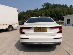 Volvo S60 B4 Smart Luxury Edition - ფოტო 8