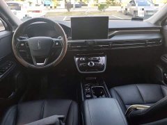 Lincoln Explorer 2.0T Two-Wheel Drive Premium - ფოტო 5