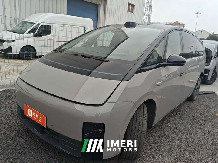 Li Auto Li Xiang MEGA Ultra - ავტომობილი ჩინეთიდან
