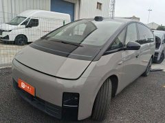 Li Auto Li Xiang MEGA Ultra - ფოტო 1