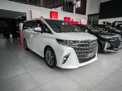 Toyota Alphard 2025 Hybrid 2.5L Premium Gold Edition - ფოტო 2