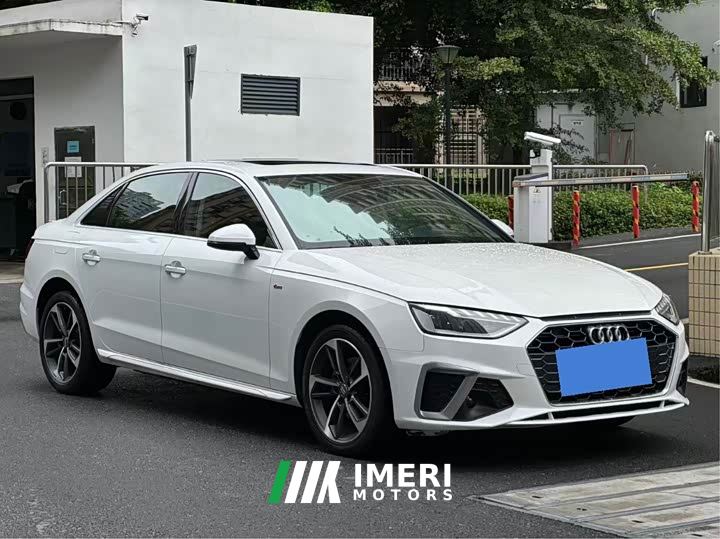 Audi A4L 40 TFSI Fashion Dynamic