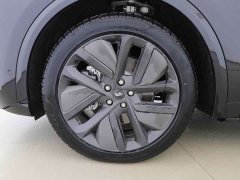 Li Auto L9 Pro - ფოტო 5