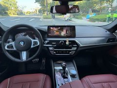 BMW 5 Series Facelift 530Li Premier M Sport Package - ფოტო 9
