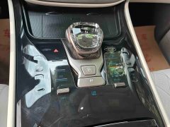 Denza D9 2022 DM-i 970 AWD Flagship - ფოტო 15