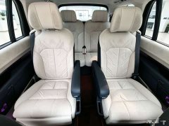 Zeekr 9X 2025 Hyper Edition 70kWh Six-Seater - ფოტო 11
